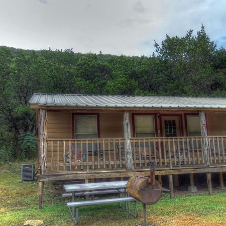 Riverstone Cabins Hotel Leakey Esterno foto
